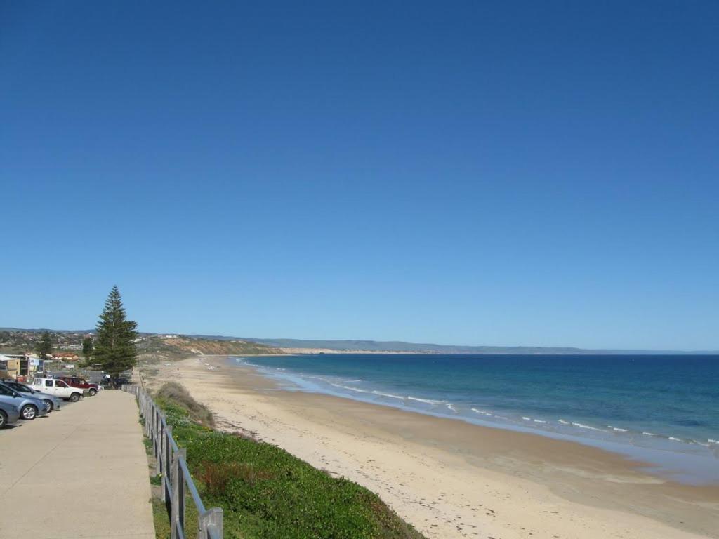 Moana Beach Tourist Park Exterior photo