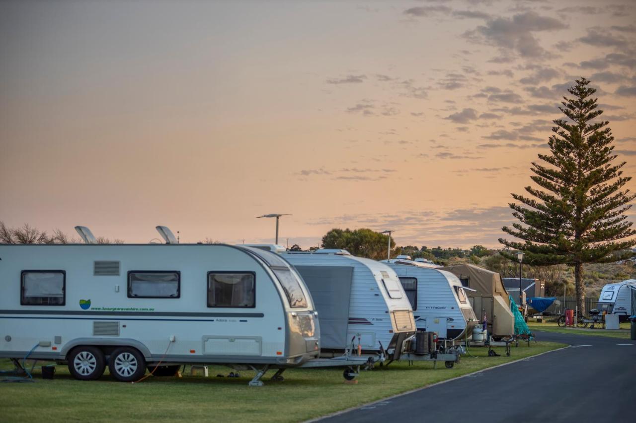 Moana Beach Tourist Park Exterior photo